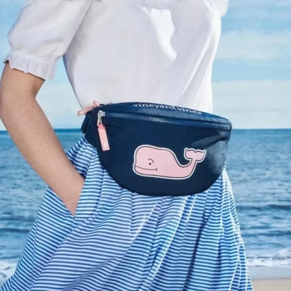 Vineyard Vines for Target Navy Pink Fanny Pack